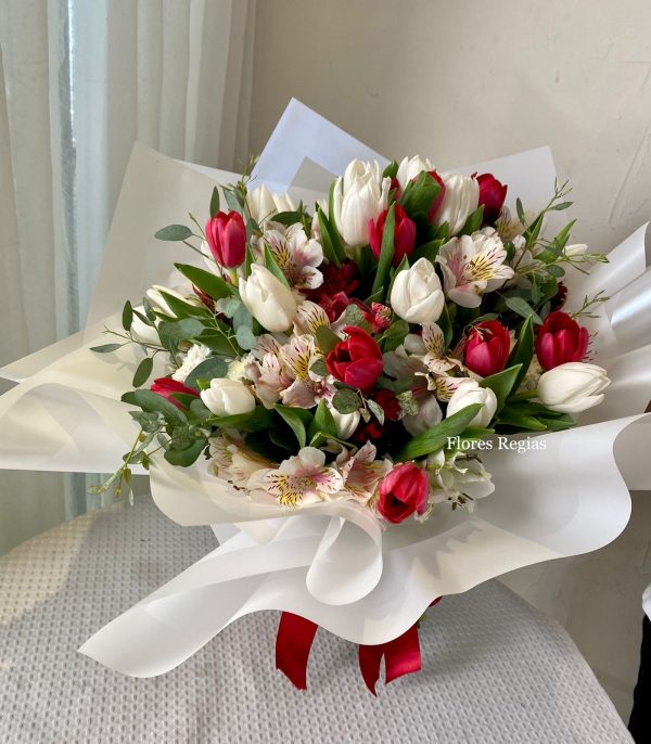 BOUQUET DE 30 TULIPANES